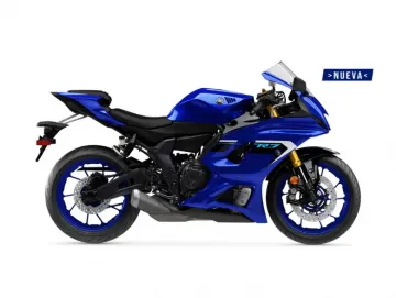 Moto Yamaha Supersport R7